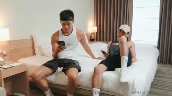 Tai Tai Boy – Relaxing Moments After Squash